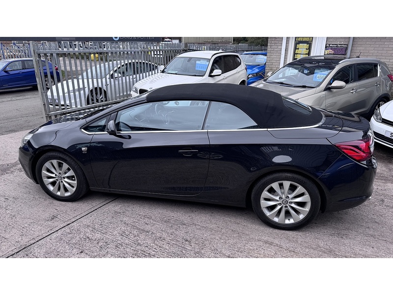 Vauxhall 2.0 CDTi Elite Convertible 2dr Diesel Manual Euro 5 (s/s) (165 ps)
