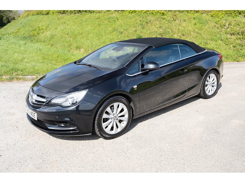 Vauxhall 2.0 CDTi Elite Convertible 2dr Diesel Manual Euro 5 (s/s) (165 ps)