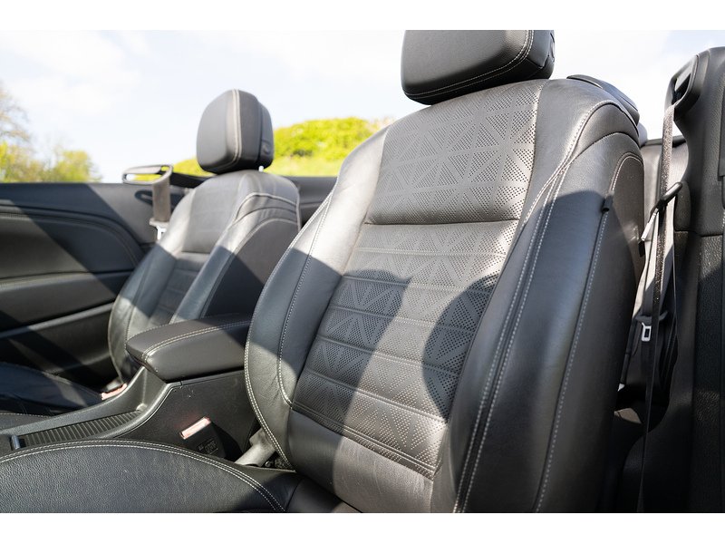 Vauxhall 2.0 CDTi Elite Convertible 2dr Diesel Manual Euro 5 (s/s) (165 ps)