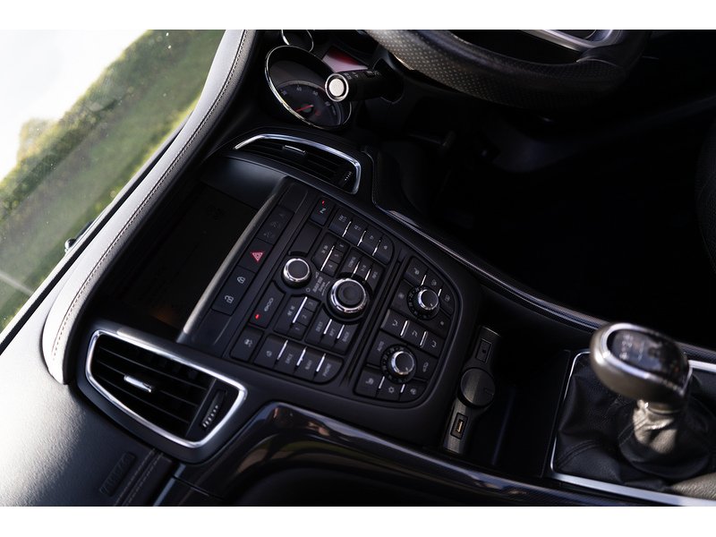 Vauxhall 2.0 CDTi Elite Convertible 2dr Diesel Manual Euro 5 (s/s) (165 ps)