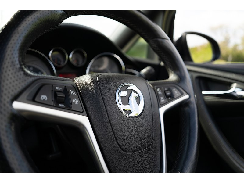 Vauxhall 2.0 CDTi Elite Convertible 2dr Diesel Manual Euro 5 (s/s) (165 ps)