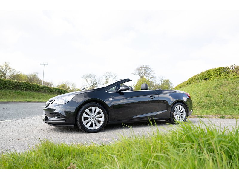 Vauxhall 2.0 CDTi Elite Convertible 2dr Diesel Manual Euro 5 (s/s) (165 ps)