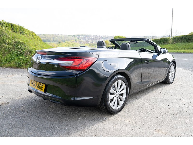 Vauxhall 2.0 CDTi Elite Convertible 2dr Diesel Manual Euro 5 (s/s) (165 ps)