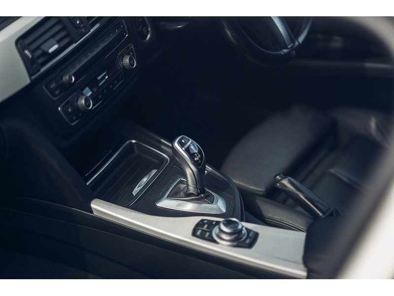 BMW 2.0 320d M Sport Saloon 4dr Diesel Auto Euro 5 (s/s) (184 ps)