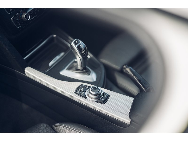 BMW 2.0 320d M Sport Saloon 4dr Diesel Auto Euro 5 (s/s) (184 ps)