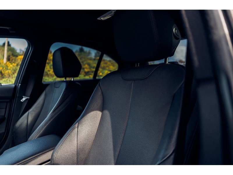 BMW 2.0 320d M Sport Saloon 4dr Diesel Auto Euro 5 (s/s) (184 ps)