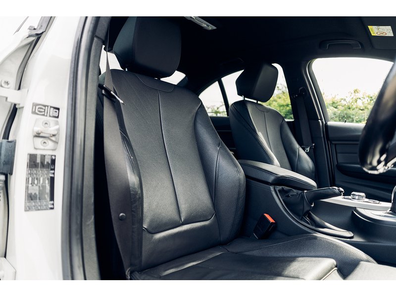 BMW 2.0 320d M Sport Saloon 4dr Diesel Auto Euro 5 (s/s) (184 ps)