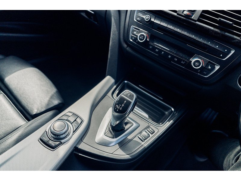 BMW 2.0 320d M Sport Saloon 4dr Diesel Auto Euro 5 (s/s) (184 ps)