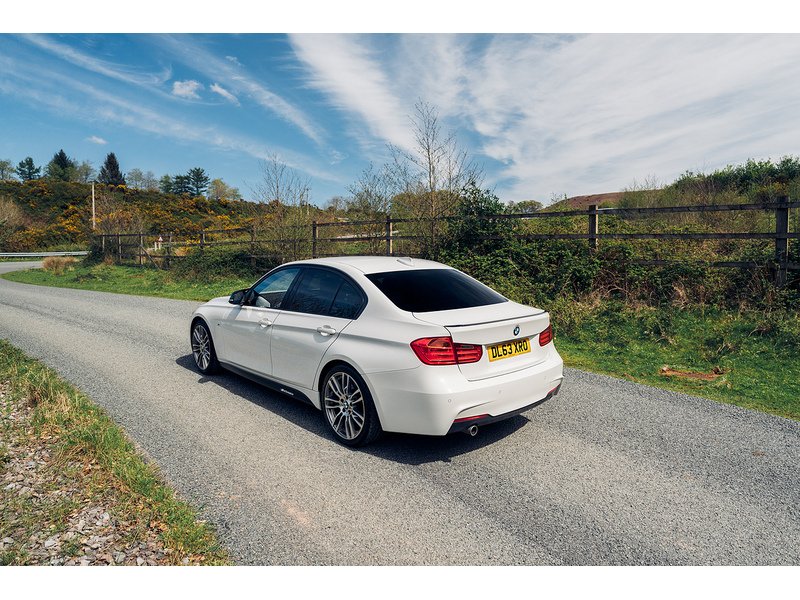 BMW 2.0 320d M Sport Saloon 4dr Diesel Auto Euro 5 (s/s) (184 ps)