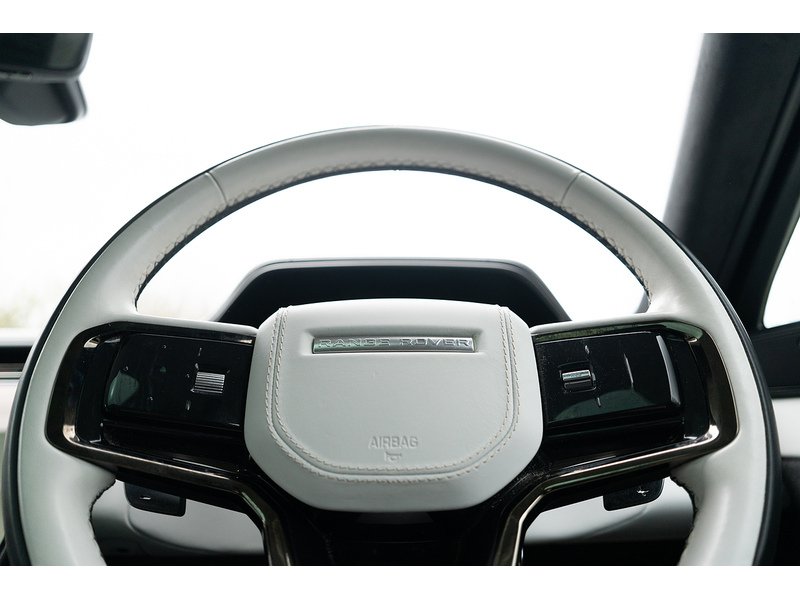 Land Rover 3.0 P510e 38.2kWh Autobiography SUV 5dr Petrol Plug-in Hybrid Auto 4WD Euro 6 (s/s) (510 ps)