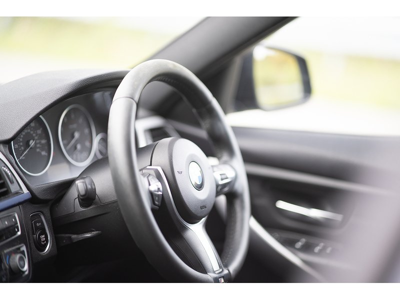 BMW 2.0 320d M Sport Saloon 4dr Diesel Manual Euro 5 (s/s) (184 ps)