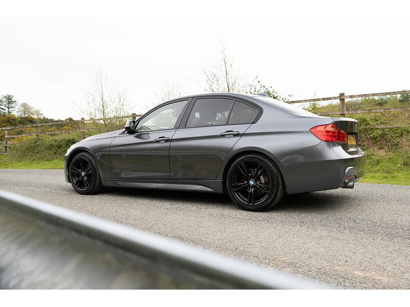 BMW 2.0 320d M Sport Saloon 4dr Diesel Manual Euro 5 (s/s) (184 ps)