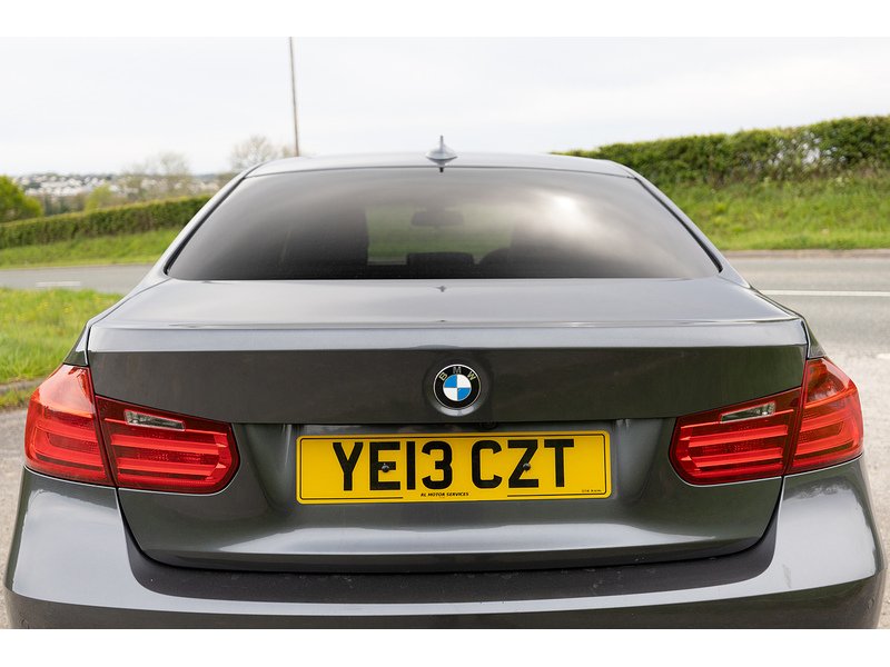 BMW 2.0 320d M Sport Saloon 4dr Diesel Manual Euro 5 (s/s) (184 ps)