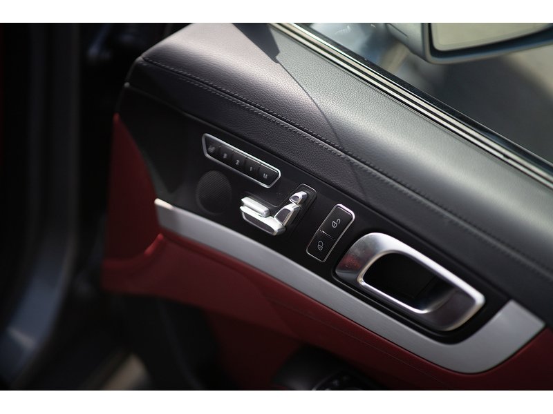 Mercedes-Benz 3.0 SL400 AMG Sport Convertible 2dr Petrol G-Tronic Euro 6 (s/s) (333 ps)