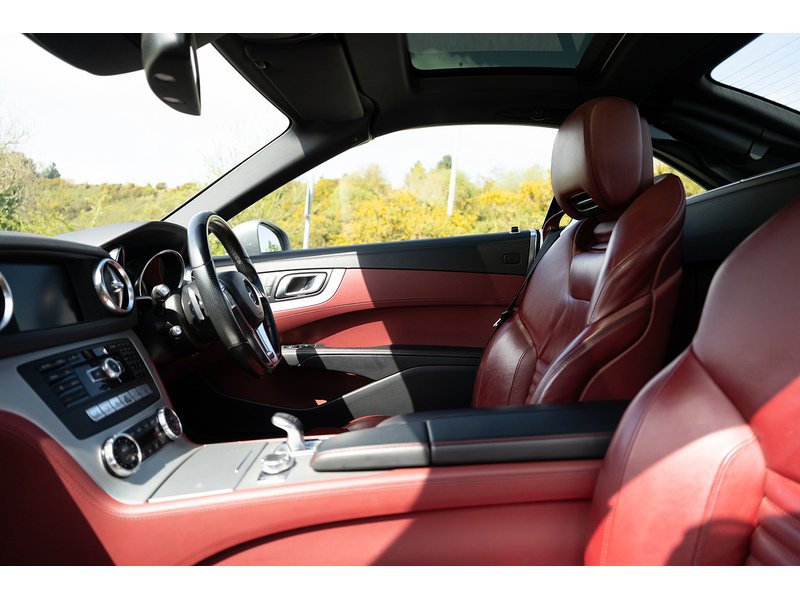 Mercedes-Benz 3.0 SL400 AMG Sport Convertible 2dr Petrol G-Tronic Euro 6 (s/s) (333 ps)