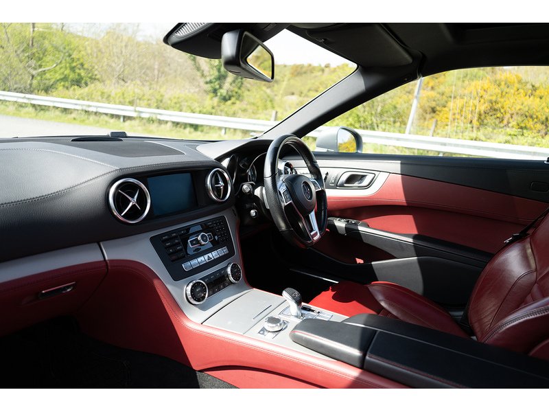 Mercedes-Benz 3.0 SL400 AMG Sport Convertible 2dr Petrol G-Tronic Euro 6 (s/s) (333 ps)
