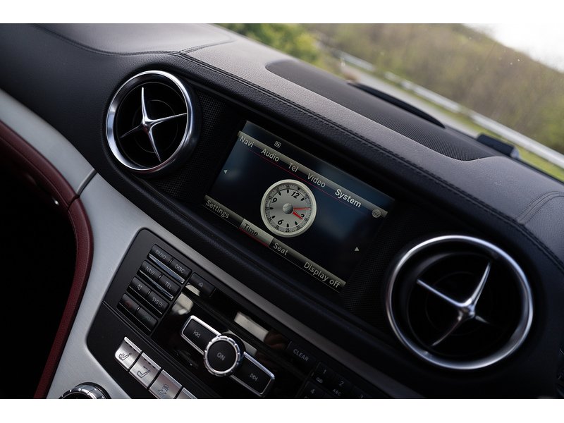 Mercedes-Benz 3.0 SL400 AMG Sport Convertible 2dr Petrol G-Tronic Euro 6 (s/s) (333 ps)