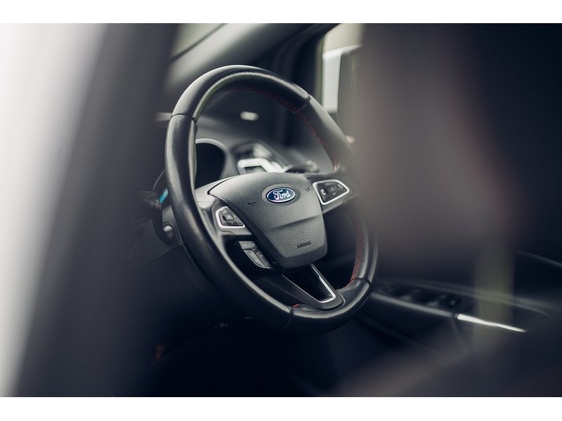 Ford 1.5 TDCi ST-Line SUV 5dr Diesel Powershift Euro 6 (s/s) (120 ps)