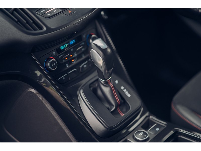 Ford 1.5 TDCi ST-Line SUV 5dr Diesel Powershift Euro 6 (s/s) (120 ps)