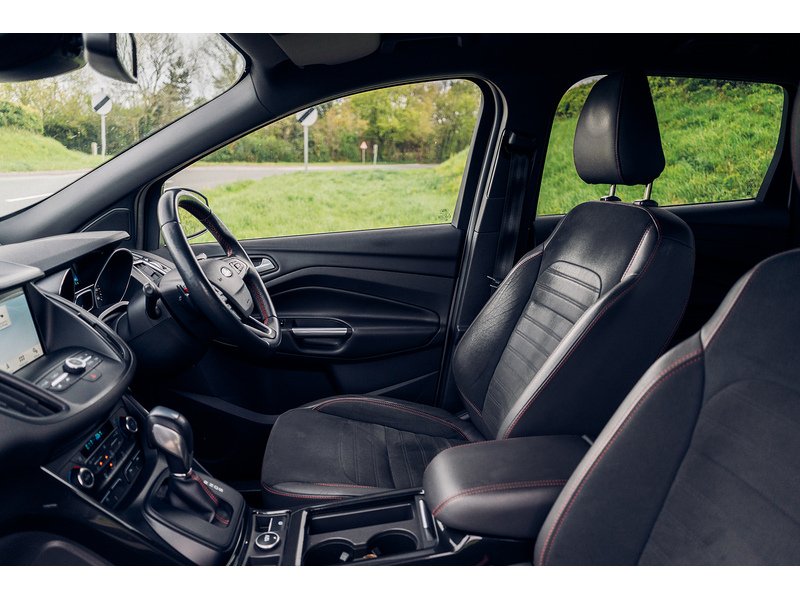 Ford 1.5 TDCi ST-Line SUV 5dr Diesel Powershift Euro 6 (s/s) (120 ps)