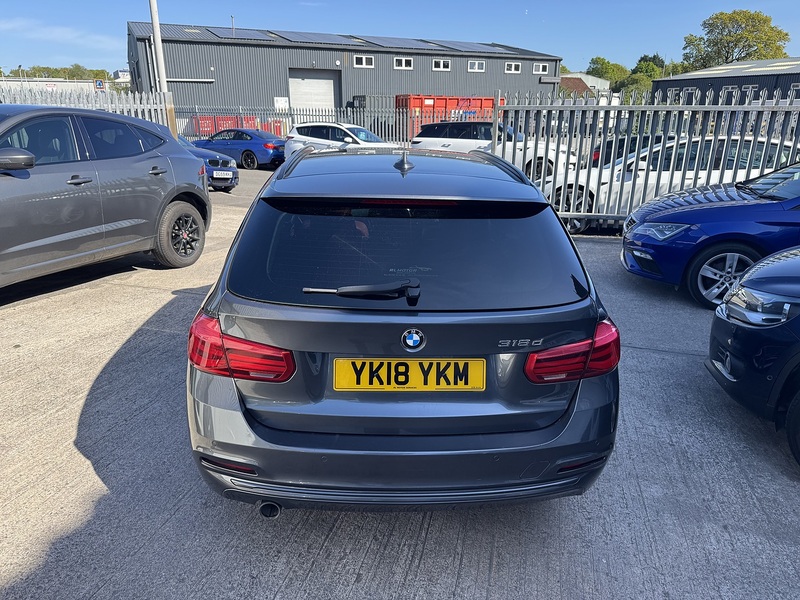 BMW 2.0 318d Sport Touring 5dr Diesel Auto Euro 6 (s/s) (150 ps)