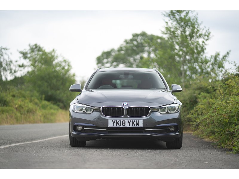 BMW 2.0 318d Sport Touring 5dr Diesel Auto Euro 6 (s/s) (150 ps)