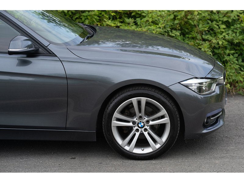 BMW 2.0 318d Sport Touring 5dr Diesel Auto Euro 6 (s/s) (150 ps)