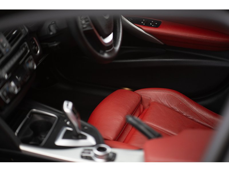 BMW 2.0 318d Sport Touring 5dr Diesel Auto Euro 6 (s/s) (150 ps)