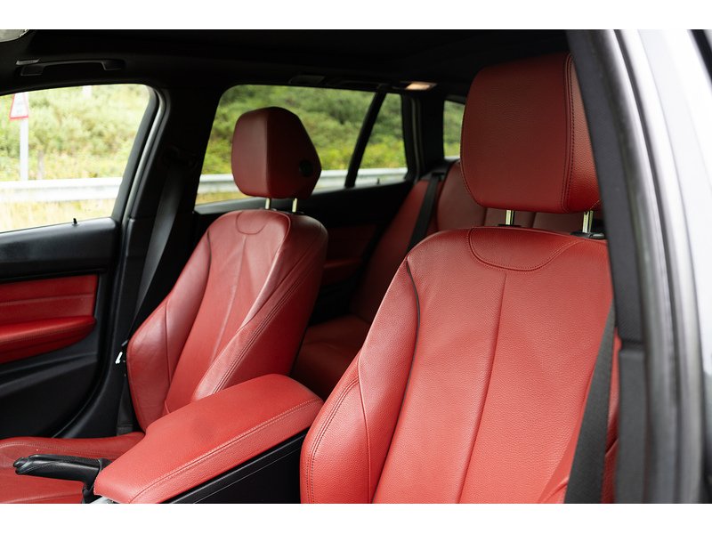 BMW 2.0 318d Sport Touring 5dr Diesel Auto Euro 6 (s/s) (150 ps)