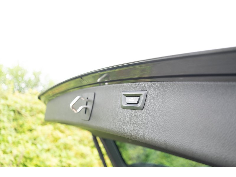 BMW 2.0 318d Sport Touring 5dr Diesel Auto Euro 6 (s/s) (150 ps)
