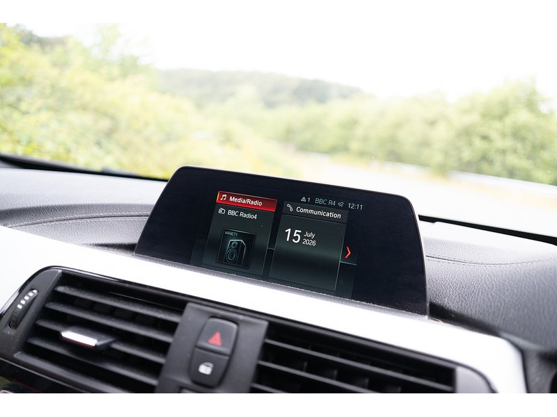 BMW 2.0 318d Sport Touring 5dr Diesel Auto Euro 6 (s/s) (150 ps)