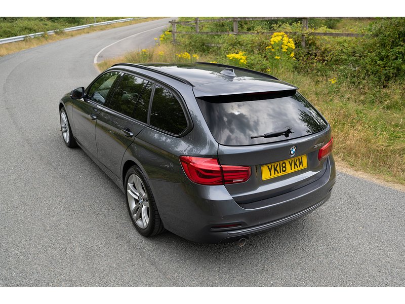 BMW 2.0 318d Sport Touring 5dr Diesel Auto Euro 6 (s/s) (150 ps)