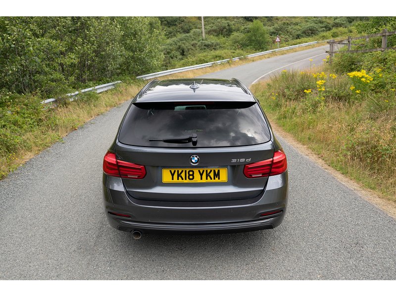 BMW 2.0 318d Sport Touring 5dr Diesel Auto Euro 6 (s/s) (150 ps)