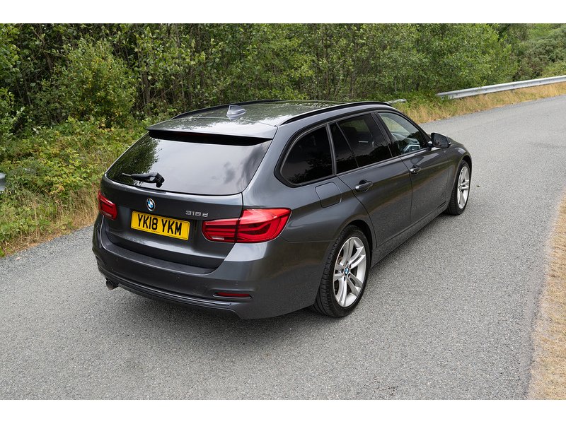 BMW 2.0 318d Sport Touring 5dr Diesel Auto Euro 6 (s/s) (150 ps)