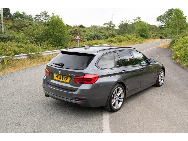 BMW 2.0 318d Sport Touring 5dr Diesel Auto Euro 6 (s/s) (150 ps)