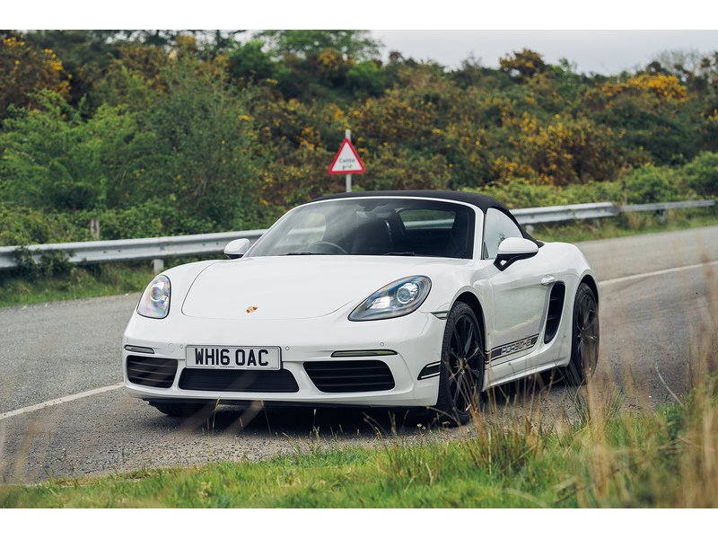 Porsche 2.0T Convertible 2dr Petrol PDK Euro 6 (s/s) (300 ps)