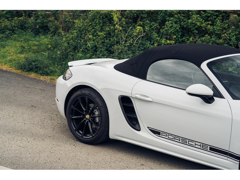 Porsche 2.0T Convertible 2dr Petrol PDK Euro 6 (s/s) (300 ps)