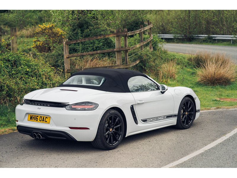 Porsche 2.0T Convertible 2dr Petrol PDK Euro 6 (s/s) (300 ps)