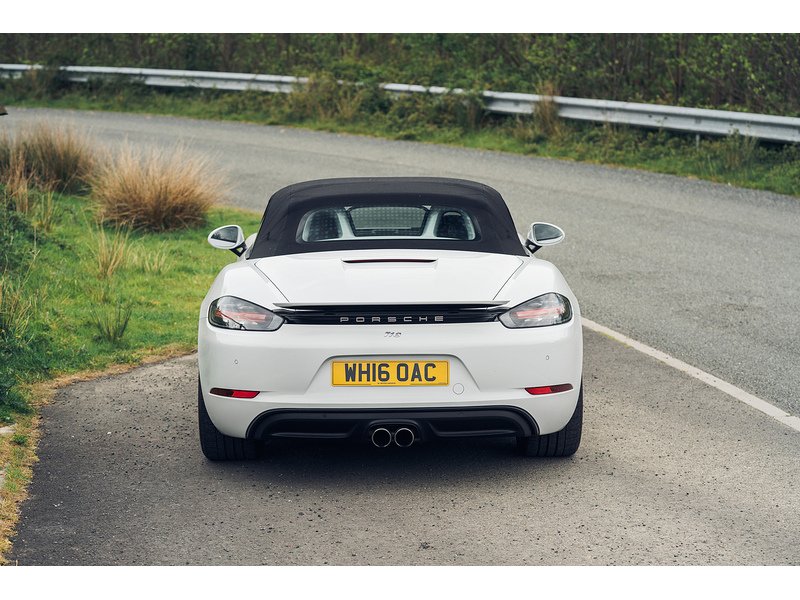Porsche 2.0T Convertible 2dr Petrol PDK Euro 6 (s/s) (300 ps)