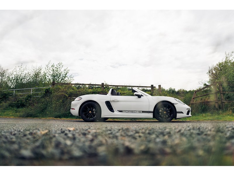 Porsche 2.0T Convertible 2dr Petrol PDK Euro 6 (s/s) (300 ps)