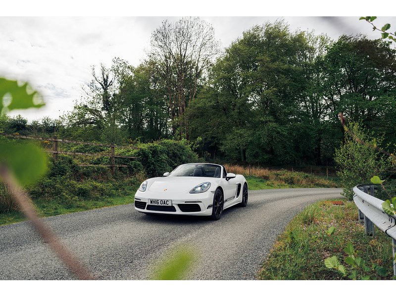 Porsche 2.0T Convertible 2dr Petrol PDK Euro 6 (s/s) (300 ps)