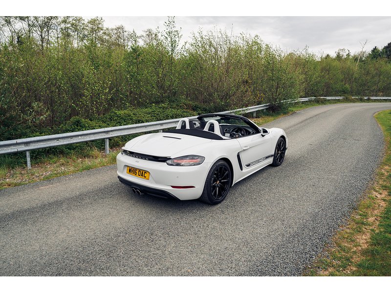 Porsche 2.0T Convertible 2dr Petrol PDK Euro 6 (s/s) (300 ps)