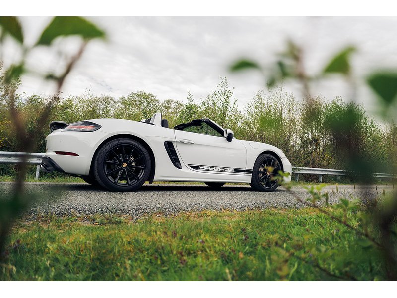 Porsche 2.0T Convertible 2dr Petrol PDK Euro 6 (s/s) (300 ps)