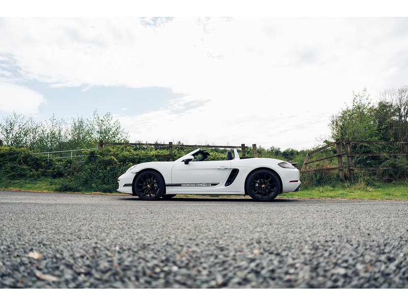 Porsche 2.0T Convertible 2dr Petrol PDK Euro 6 (s/s) (300 ps)