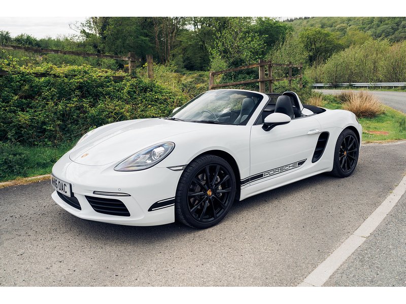 Porsche 2.0T Convertible 2dr Petrol PDK Euro 6 (s/s) (300 ps)