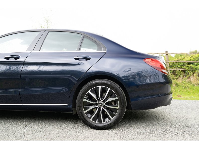 Mercedes-Benz 2.0 C220d SE Saloon 4dr Diesel G-Tronic+ Euro 6 (s/s) (194 ps)