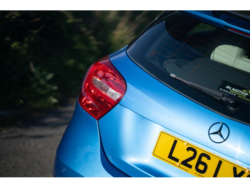 Mercedes-Benz 1.5 A180 CDI Sport Hatchback 5dr Diesel Manual Euro 5 (s/s) (109 ps)