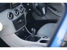 1.5 A180 CDI Sport Hatchback 5dr Diesel Manual Euro 5 (s/s) (109 ps)