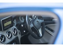 1.5 A180 CDI Sport Hatchback 5dr Diesel Manual Euro 5 (s/s) (109 ps)