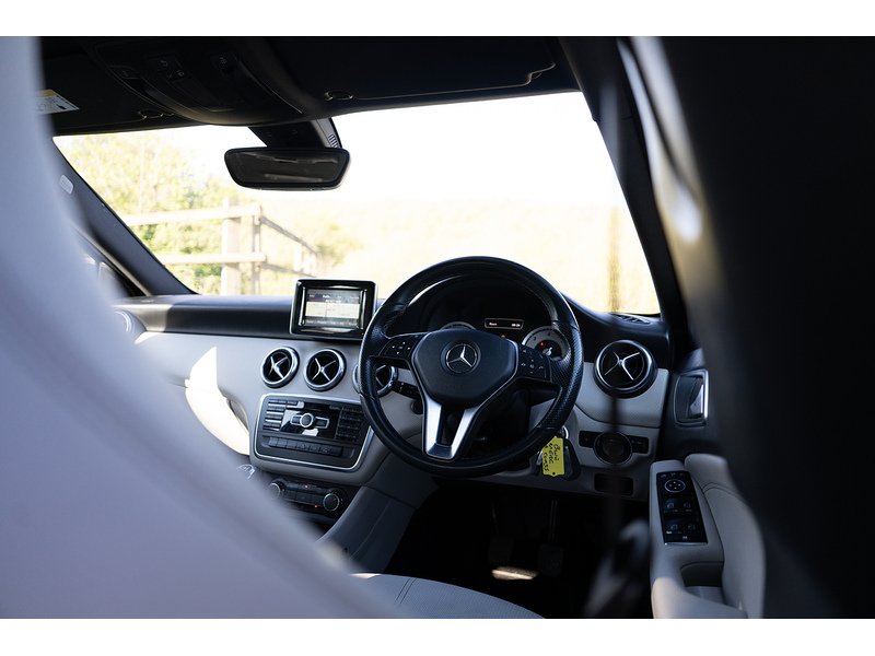 Mercedes-Benz 1.5 A180 CDI Sport Hatchback 5dr Diesel Manual Euro 5 (s/s) (109 ps)